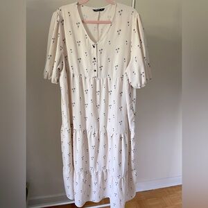 SHEIN CURVE Tiered Maxi Dress